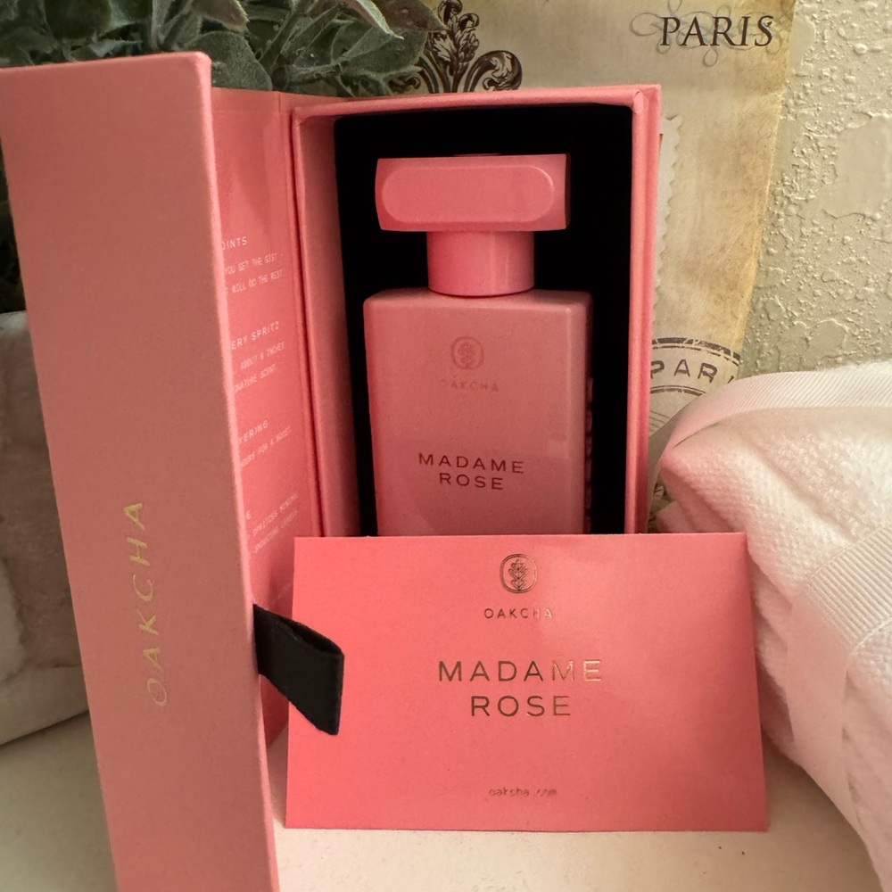 Oakcha Madame Rose Perfume